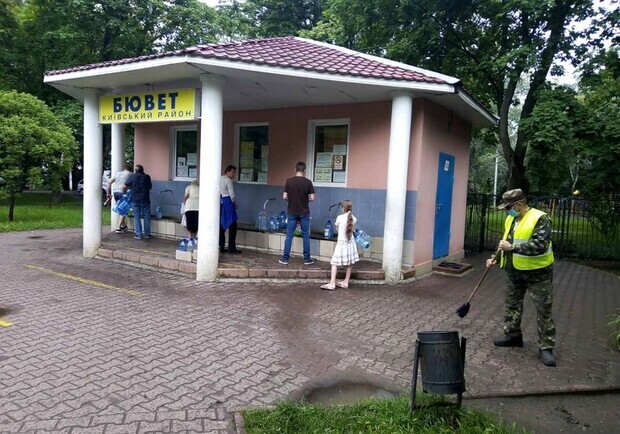 Масштабне відключення води в Одесі: як працюватимуть бювети