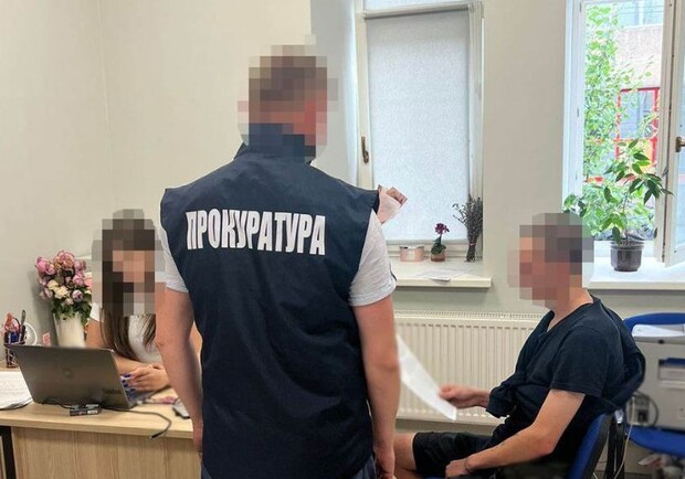 У Львові судитимуть чоловіка, який побив військову трансгендерку 