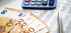 Курс валют в Україні: скільки коштує долар та євро