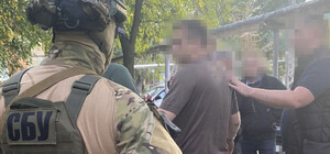 У Дніпрі затримали прокурора під час передачі йому хабаря