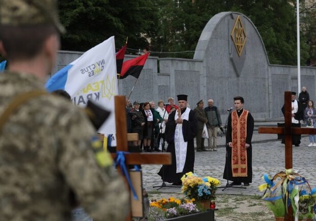 28 жовтня на Личаківському кладовищі у Львові молитимуться за полеглих захисників України. 