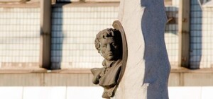 У Запоріжжі демонтують залишки пам’ятника Пушкіну