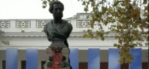 В Одесі облили фарбою пам'ятник Пушкіну на Приморському бульварі