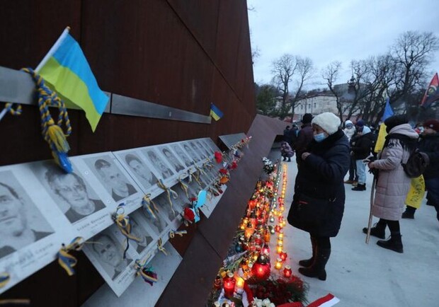 До Дня Гідності та Свободи у Львові відбудеться тиха хода зі свічками. 