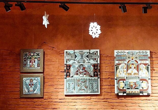 Виставка «Святковий Артмікс» у Львіварні - фото: Музейно-Культурний Комплекс Пивної Історії - Львіварня 