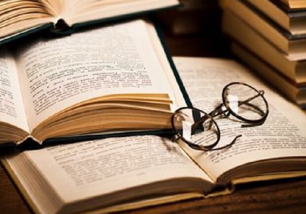 Презентаія книги «Солід. Взуттєва фабрика життя» - фото: pinterest.com
