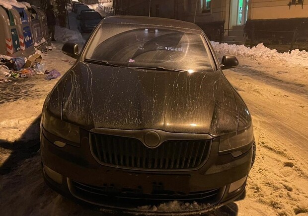 У Львові автомобіль збив жінку 