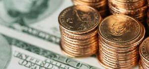 Курс валют в Україні 29 грудня 2023 року: скільки коштує долар і євро