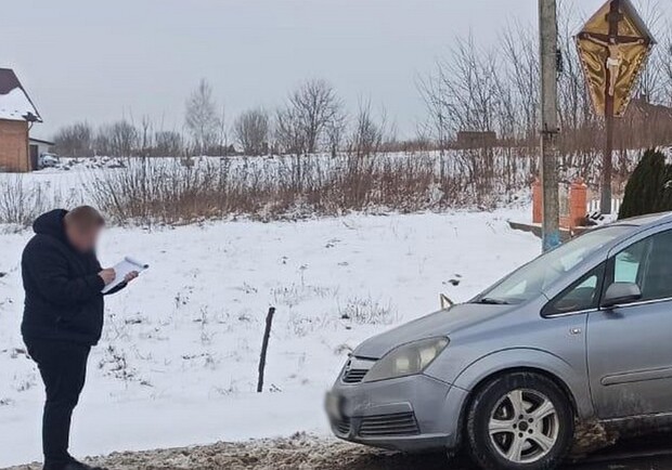 У Мостиськах внаслідок наїзду автомобіля травмовано жінку 