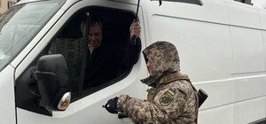 В Оболонському районі співробітники військкомату та поліція встановили блокпости