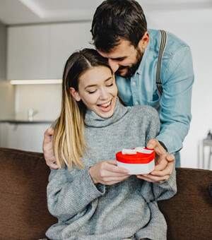 10 варіантів подарунків на 8 березня, які можна купити в останній момент