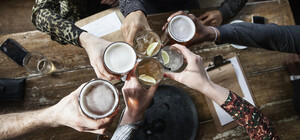 До курортного сезону: в Одесі продовжили час продажу алкоголю у магазинах та закладах