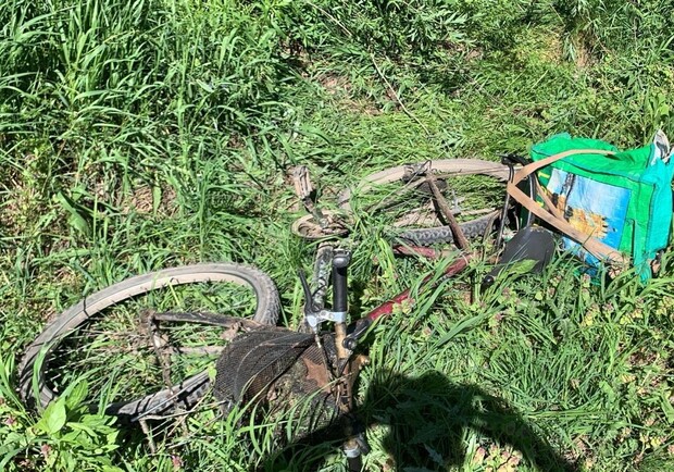 На Львівщині внаслідок наїзду мікроавтобуса загинув літній велосипедист 