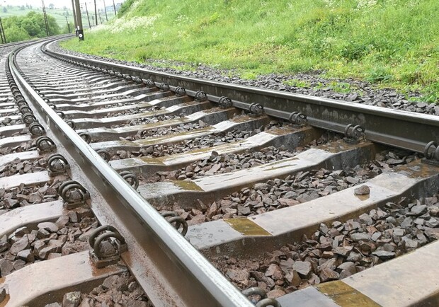 У Львові потяг збив на смерть чоловіка 