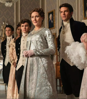 10 фільмів, які мають сподобатися фанатам серіалу 