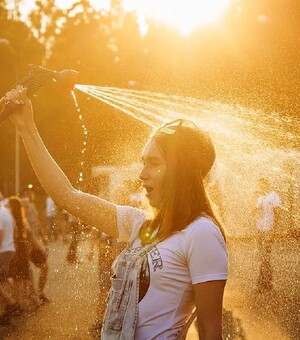 Аномальна спека в Україні: поради, як захиститись від сонячного та теплового удару
