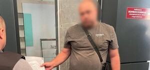 У Харкові завідувача кафедри затримали під час отримання хабара