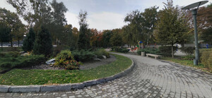 У Дніпрі з’явилися два нових сквери: на честь кого вони названі (відео)