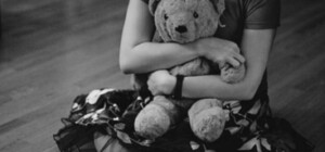 Мешканець Дніпропетровської області представився лікарем та зґвалтував 8-річну дівчинку