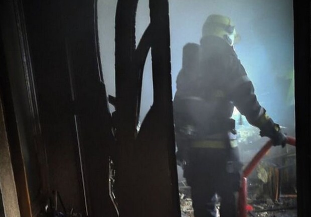 Під час пожежі у львівській п'ятиповерхівці загинув чоловік. 