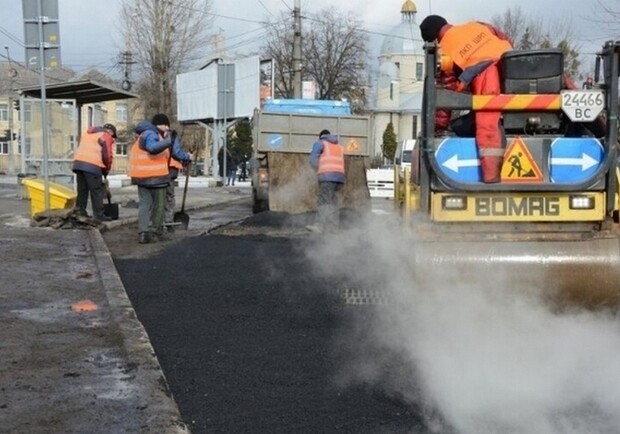 У Галицькому районі Львова на місяць перекрили вулицю. 