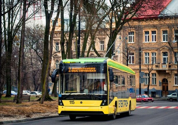 Львів’янин отримав штраф за побиття малолітнього хлопця у тролейбусі. 