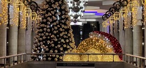 Як прикрасили станцію 