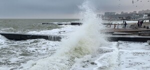 Зі штормовим: яка погода буде в Одесі на вихідних