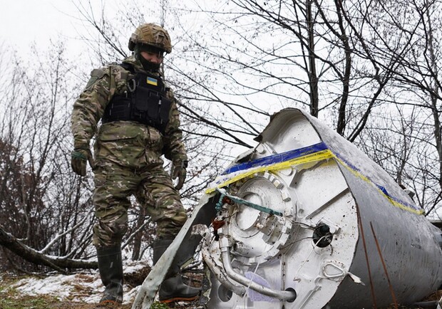 Росія атакувала три райони Львівської області, пожежа досі триває 