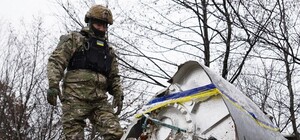 Росія атакувала три райони Львівської області, пожежа досі триває