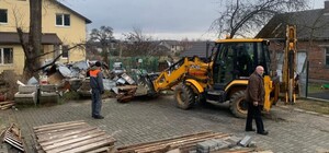 На території зруйнованого музею Шухевича в Білогорщі розпочали підготовчі роботи