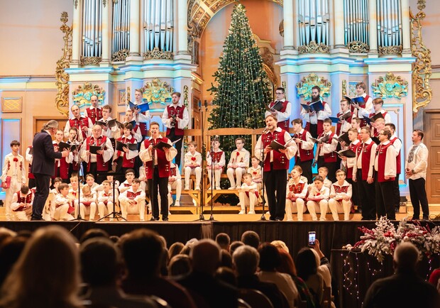 Пісні 5 століть. Розколяда - фото: facebook.com/Dudaryk.choir