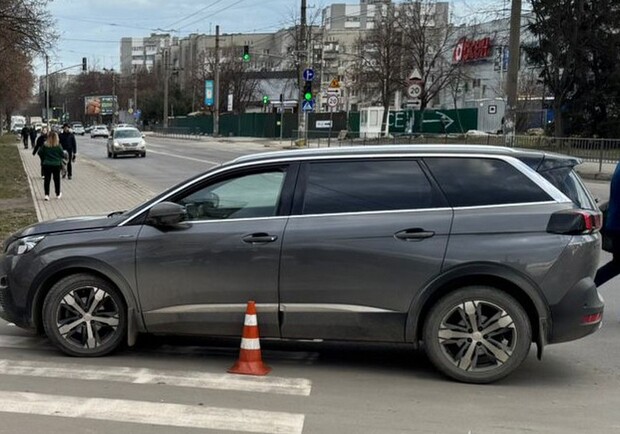 У Львові автомобіль збив жінку 