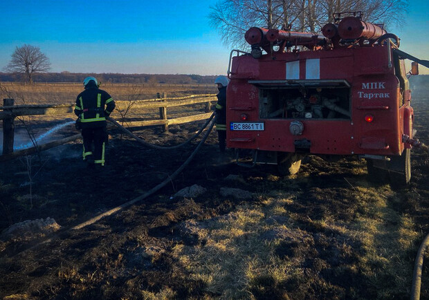 У Наварії під час гасіння сухої трави рятувальники виявили труп. 