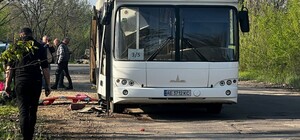 Дрон влучив в автобус із працівниками в Марганці: 9 загиблих і 49 поранених
