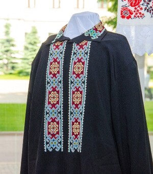 Які вишиванки носили у Дніпропетровському регіоні: орнаменти, кольори та символіка