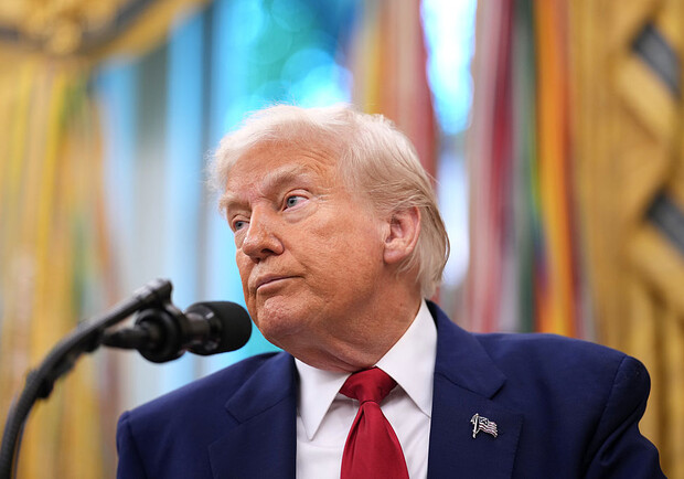 Трамп поговорив з Путіним після атаки дронів на російські авіабази -