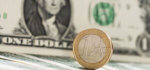 Курс валют в Україні 17 липня 2025 року: скільки коштує долар та євро