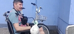 У Києві охорона не пустила в метро чоловіка з інвалідністю через тлумачення правил