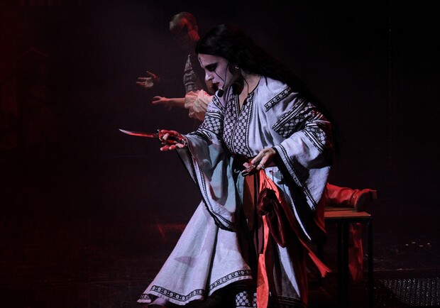 Вистава «Конотопська відьма» - фото: facebook.com/poltavatheatre
