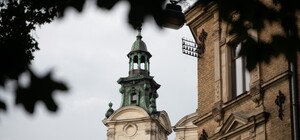 Жовтень в Органному