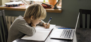 В Одесі продовжили дистанційне навчання через погіршення погоди