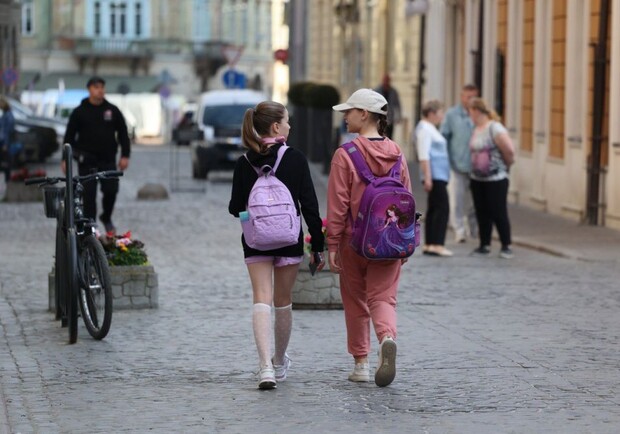 У Львові відкрили профорієнтаційний хаб для школярів. 