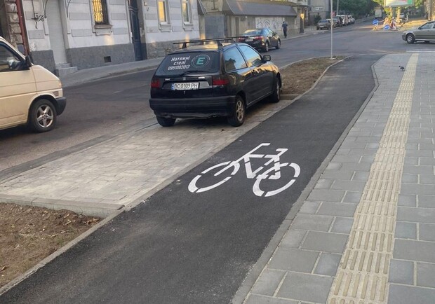 На вулиці Героїв УПА у Львові облаштують велодоріжку 