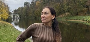 Дронова атака на Одесу 21 листопада: у реанімації померла 49-річна жінка