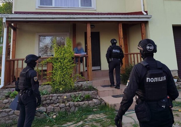 Поліція Одещини викрила львів'янок, які продавали дітей за кордон для усиновлення. 