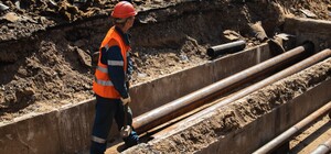 Аварія з відключенням тепла в Києві: ремонт тепломереж залишив без опалення десятки будинків на Теремках та Антоновича