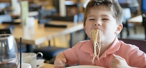 З вересня 2026 року учні 1–11 класів отримуватимуть безкоштовне харчування 