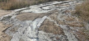 Підприємство в Індустріальному районі зливало каналізацію на вулицю (фото)