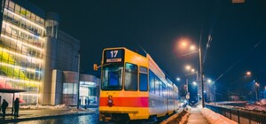 Ще два трамваї доставили до Львова зі Швейцарії